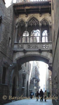 Bridge in Barcelona Gothic District